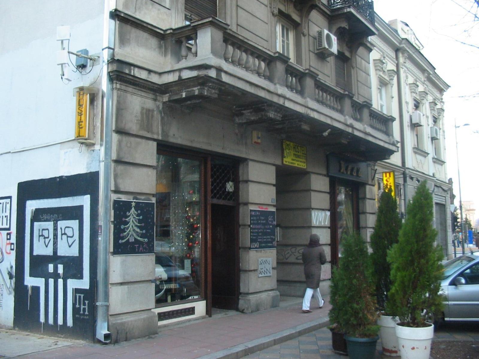 Tash Inn Hostel Belgrado Buitenkant foto