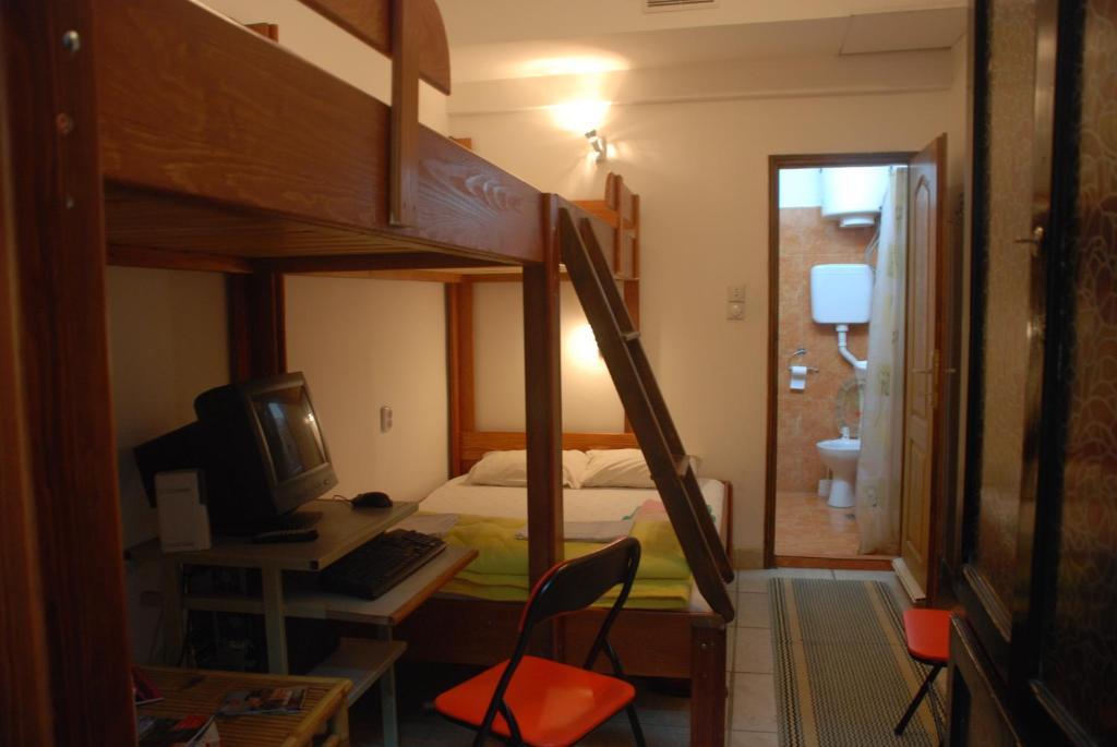 Tash Inn Hostel Belgrado Kamer foto