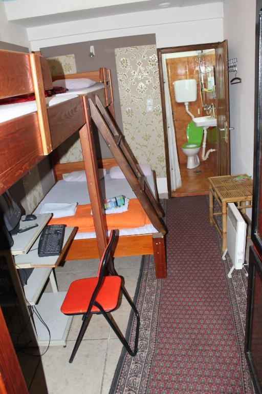 Tash Inn Hostel Belgrado Buitenkant foto
