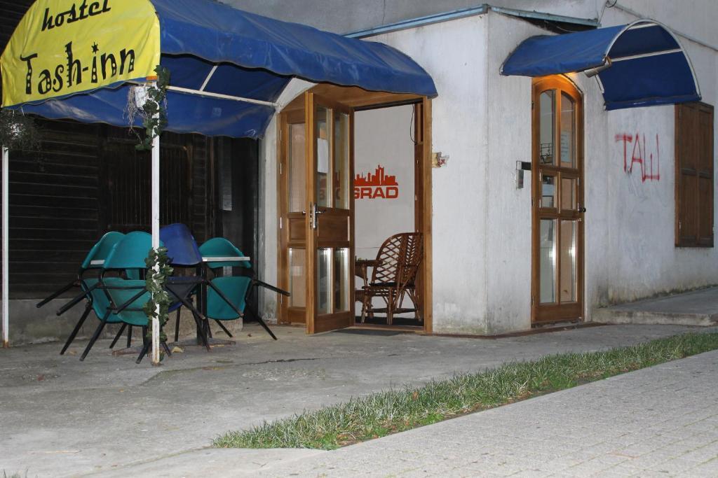Tash Inn Hostel Belgrado Buitenkant foto